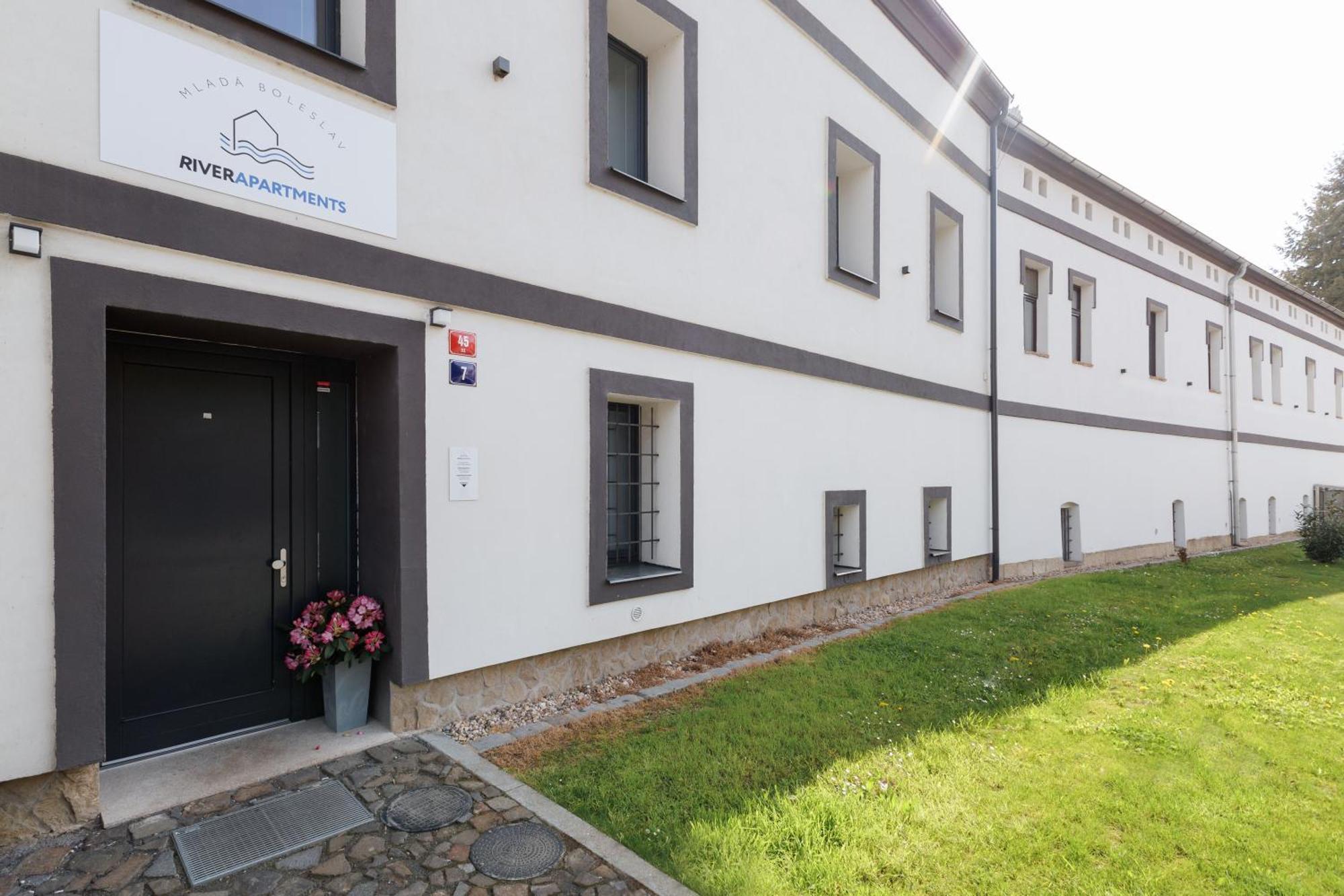River Apartments Mladá Boleslav Extérieur photo